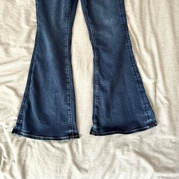 American Eagle Outfitters Women's Dark Wash Flare Jeans - Picture 3 of 10